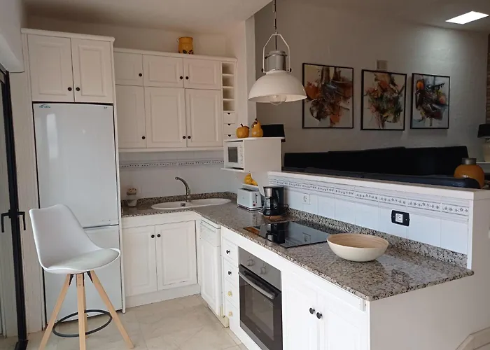 Faro De Sardina 아파트 *