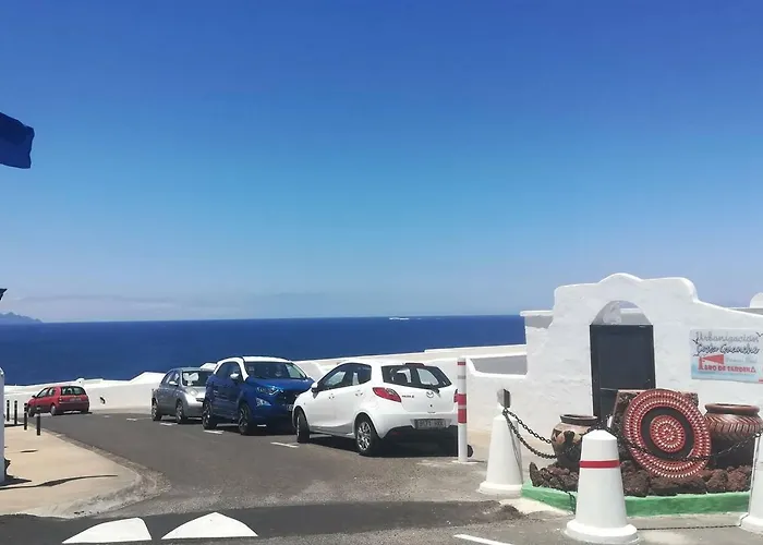 Faro De Sardina 아파트 *